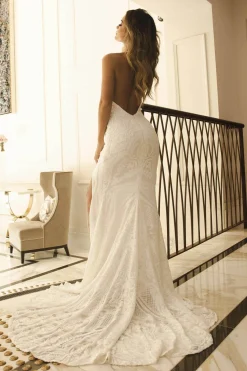 ARDEN Halter Neck Pattern Sequin Gown - White/White