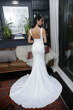 JORDYN Square Neck Crepe Gown - Ivory