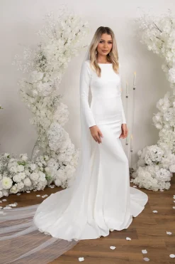Vera Long-Sleeve Crepe Gown - Ivory